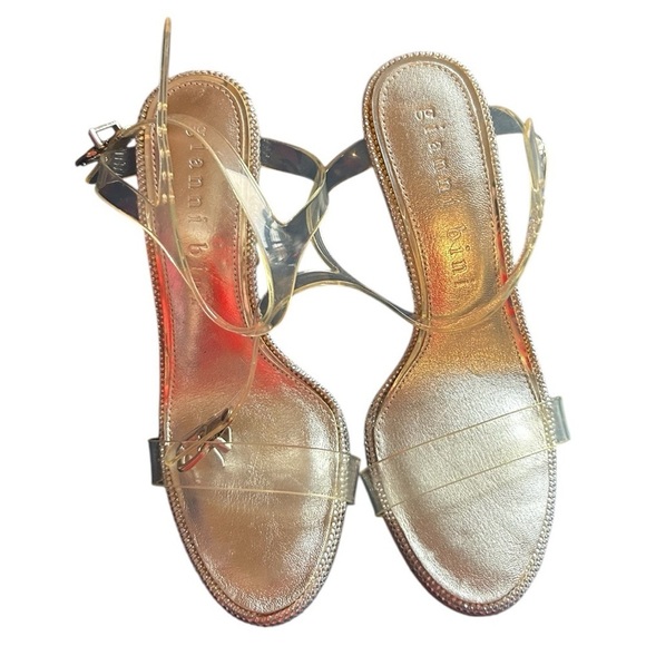 NEW Gianni Bini, Elegant Silver Stiletto Heels - Picture 2 of 8